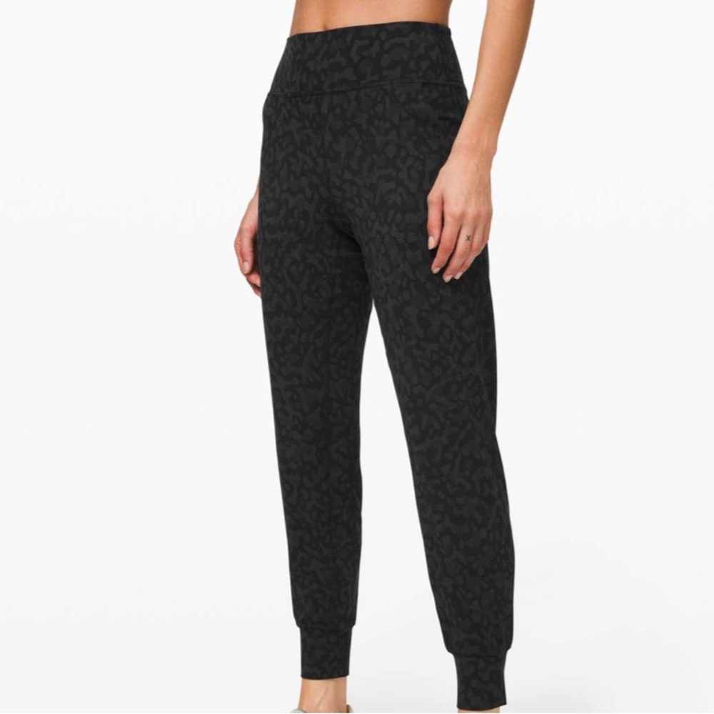 Lululemon align jogger size 2 formation camo deep coal multi